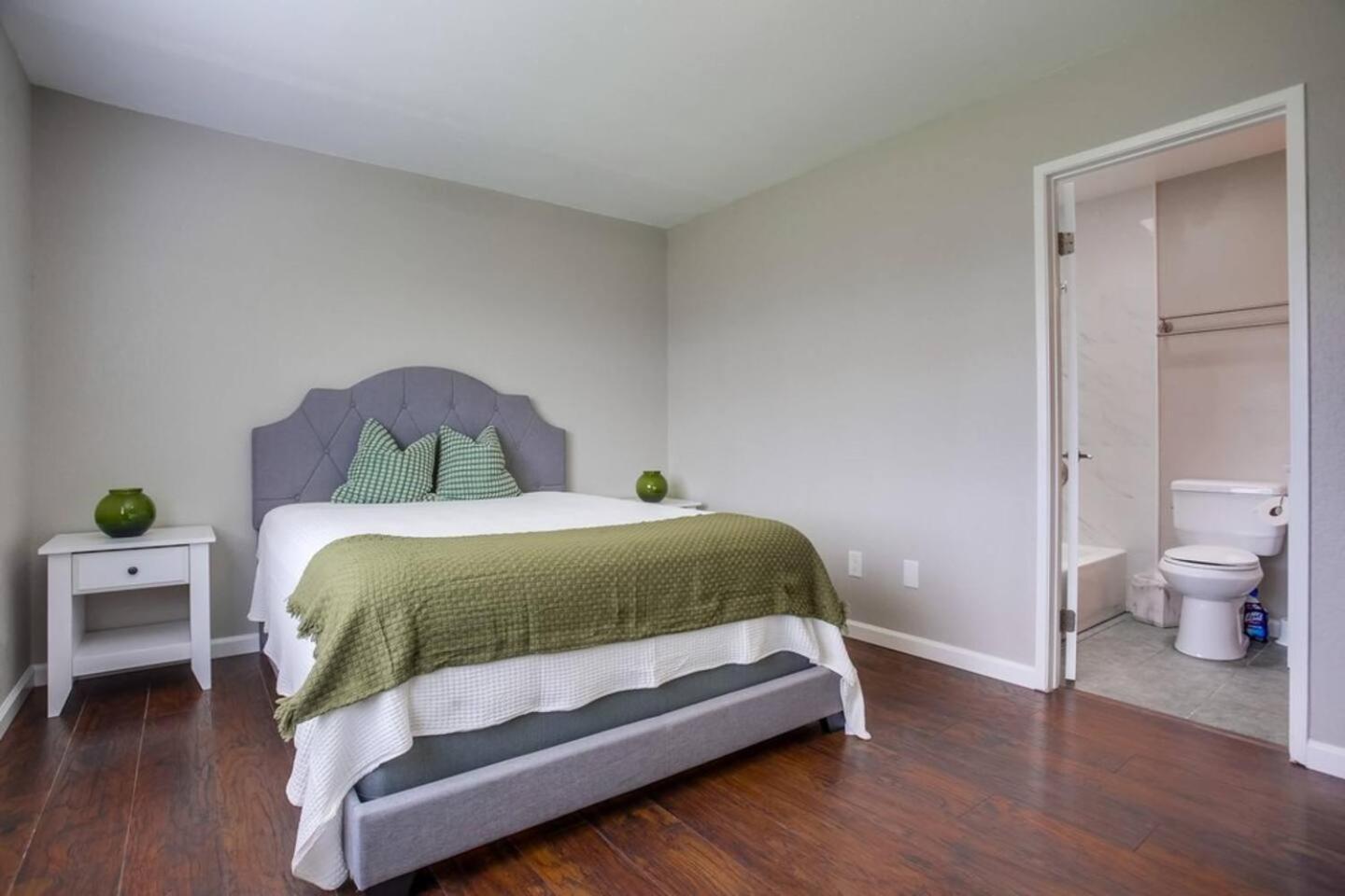15 Min From Torrey Pines State And Golf San Diego